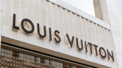 hourly pay at louis vuitton|louis vuitton commission.